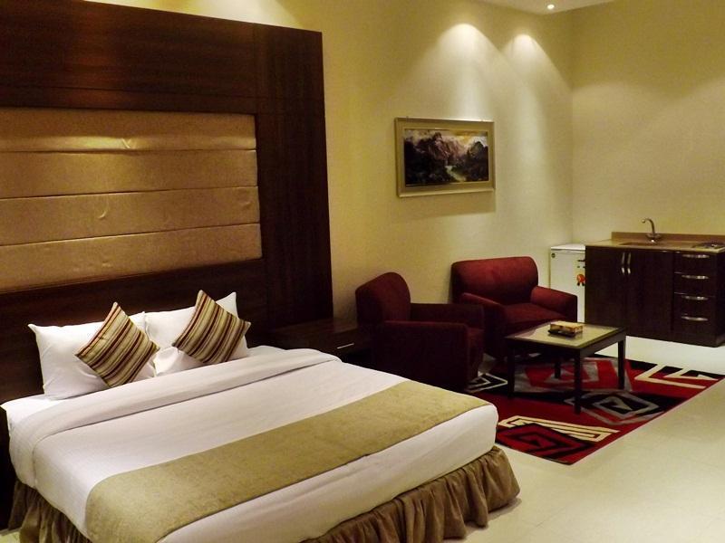 Baron Palace - Almasif Hotel Apartments Rijad Zewnętrze zdjęcie