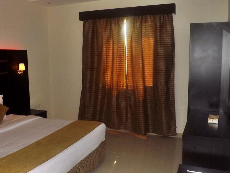 Baron Palace - Almasif Hotel Apartments Rijad Zewnętrze zdjęcie