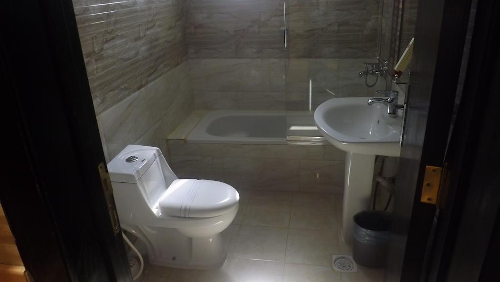 Baron Palace - Almasif Hotel Apartments Rijad Zewnętrze zdjęcie